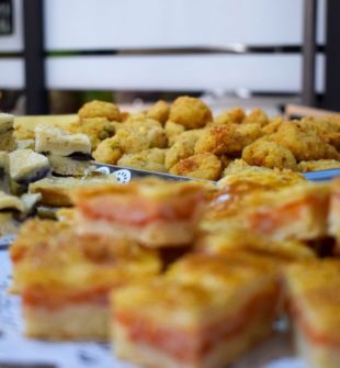 Brunch er en populær måltidsoplevelse, der kombinerer det bedste fra morgenmad og frokost